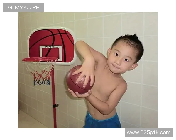 模仿足球明星耍酷的人如何在生活中展现个性与魅力