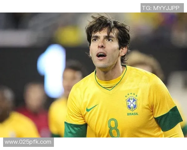 足球场上的魅力男神九宫格展现帅气与才华的完美结合